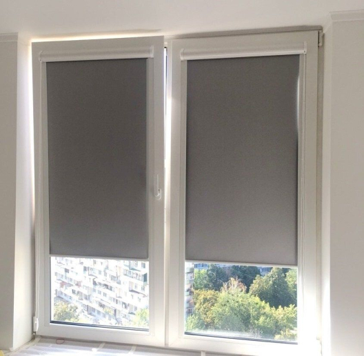 Система (устройство) для затемнения окон, 1300х1400 мм