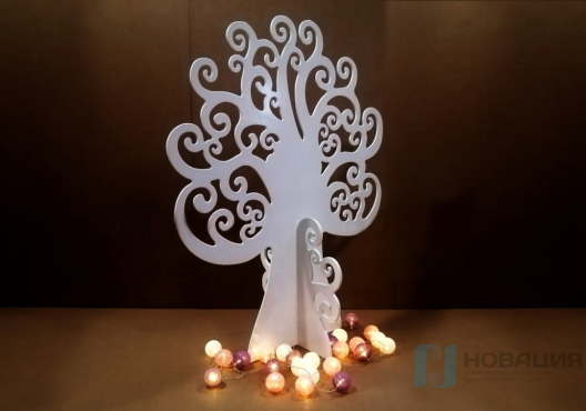 Театральная декорация Дерево резное (белая серия)