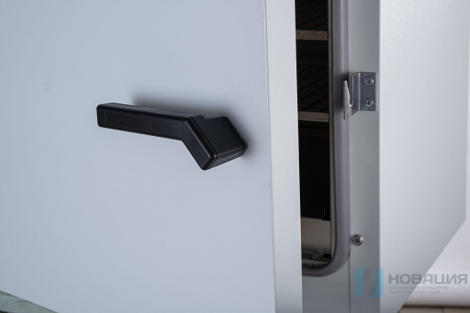 Шкаф сушильный, до +200 С