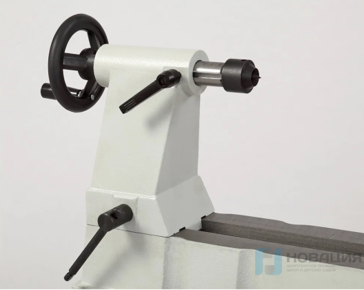 Станок токарный по дереву (напольный)